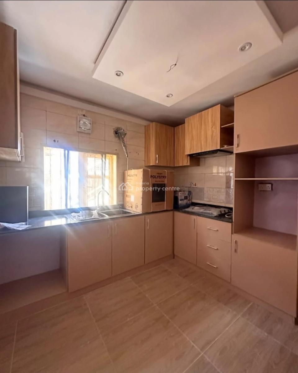 Service 3bedroom Apartment Available, Chevron, Lekki, Lagos, Flat / Apartment for Rent