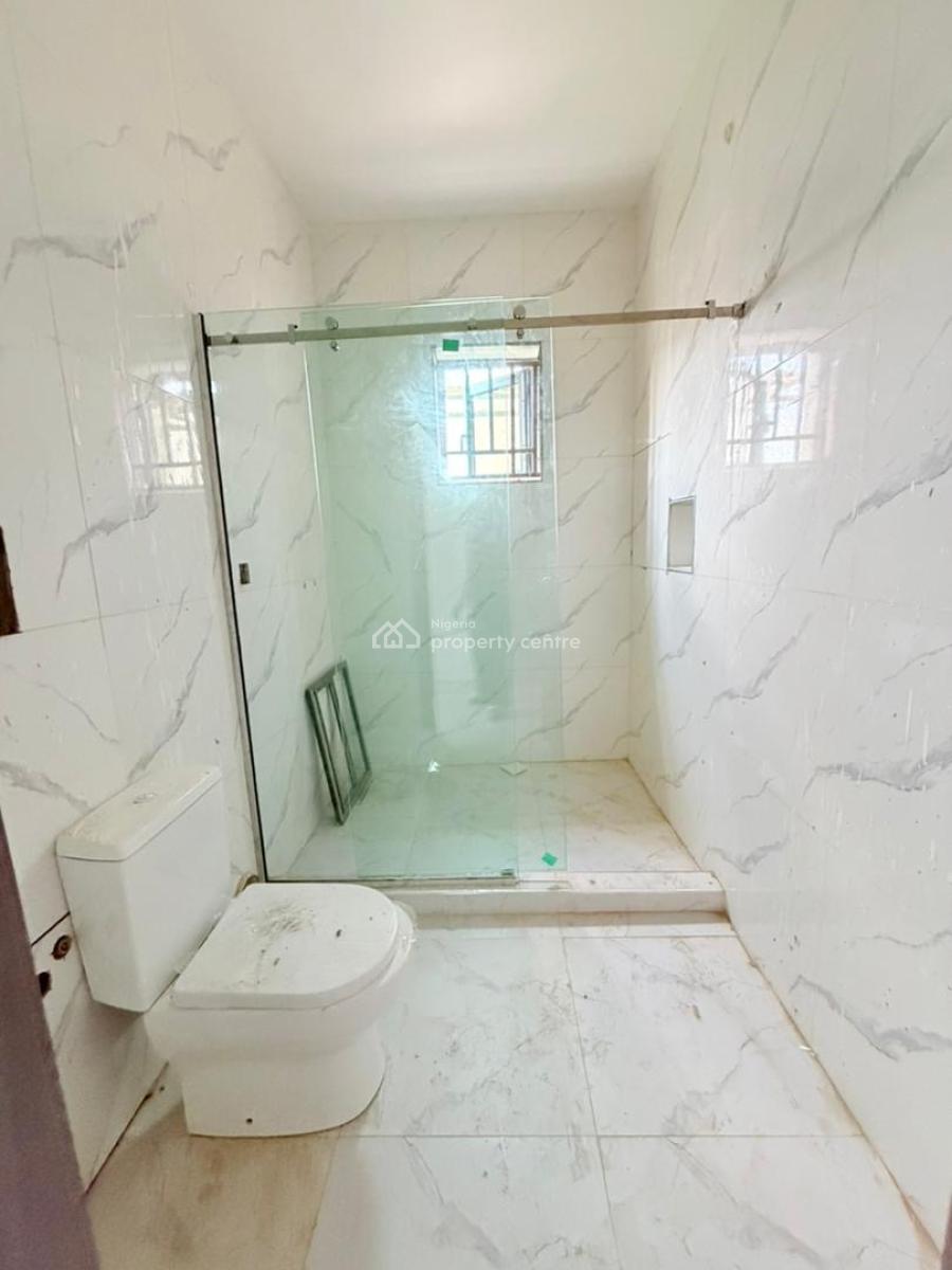 Well-finished 4-bedroom Apartment + Bq in Ikeja Gra, 4 Bedrooms Apartment for Sale in Ikeja Gra, Ikeja Gra, Ikeja, Lagos, Flat / Apartment for Sale