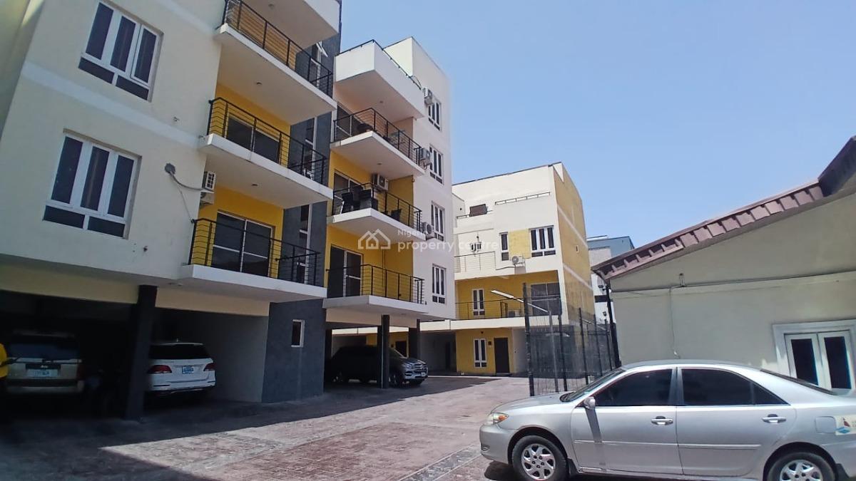 Newly Built 3bedroom Flat Upstairs with a Room Bq, Off Freedom Way Lekki Phase 1, Lekki, Lagos, Flat / Apartment for Sale