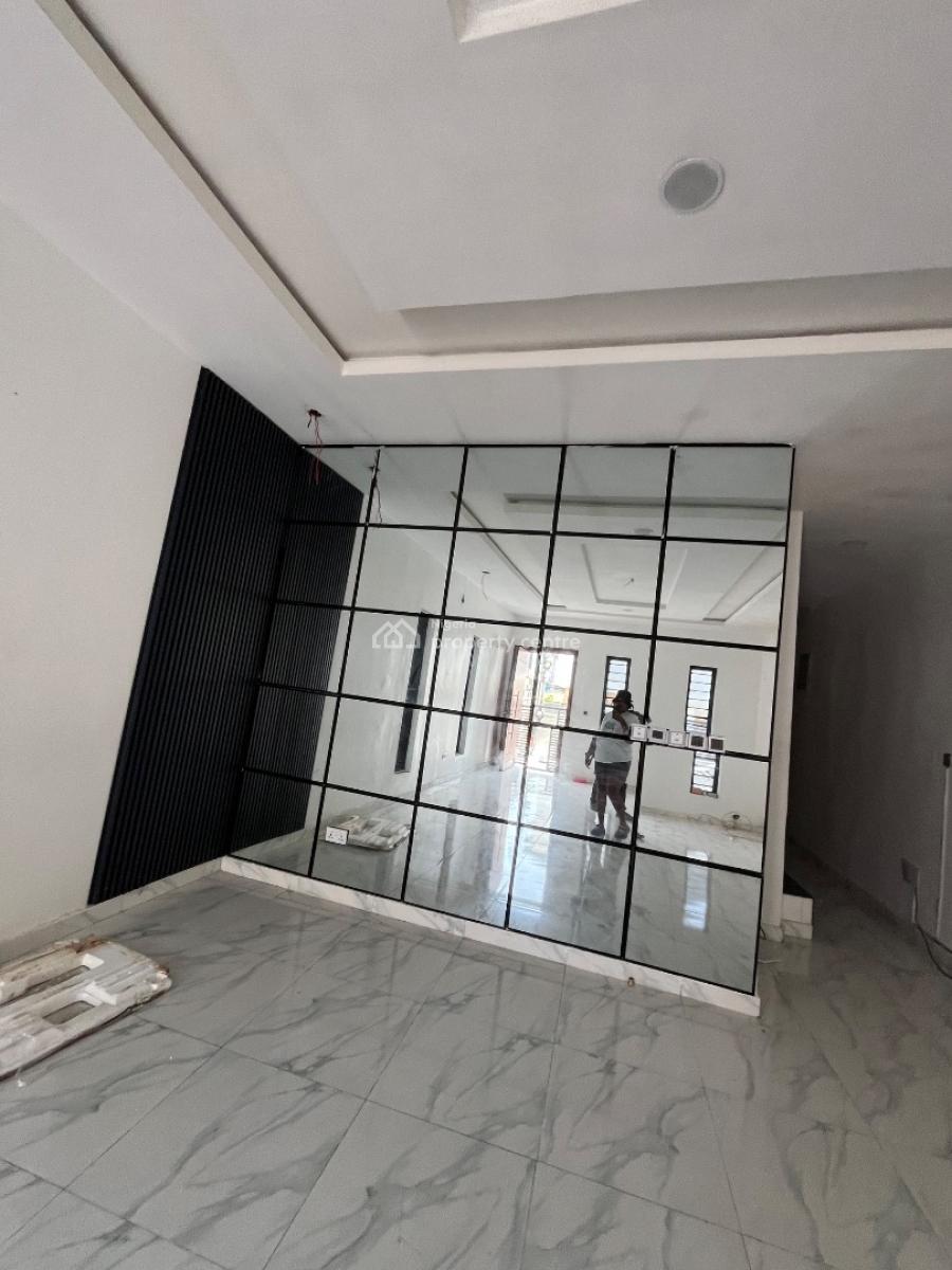 Well Maintained Semidetached Duplex, Chevron, Lekki, Lagos, Semi-detached Duplex for Rent