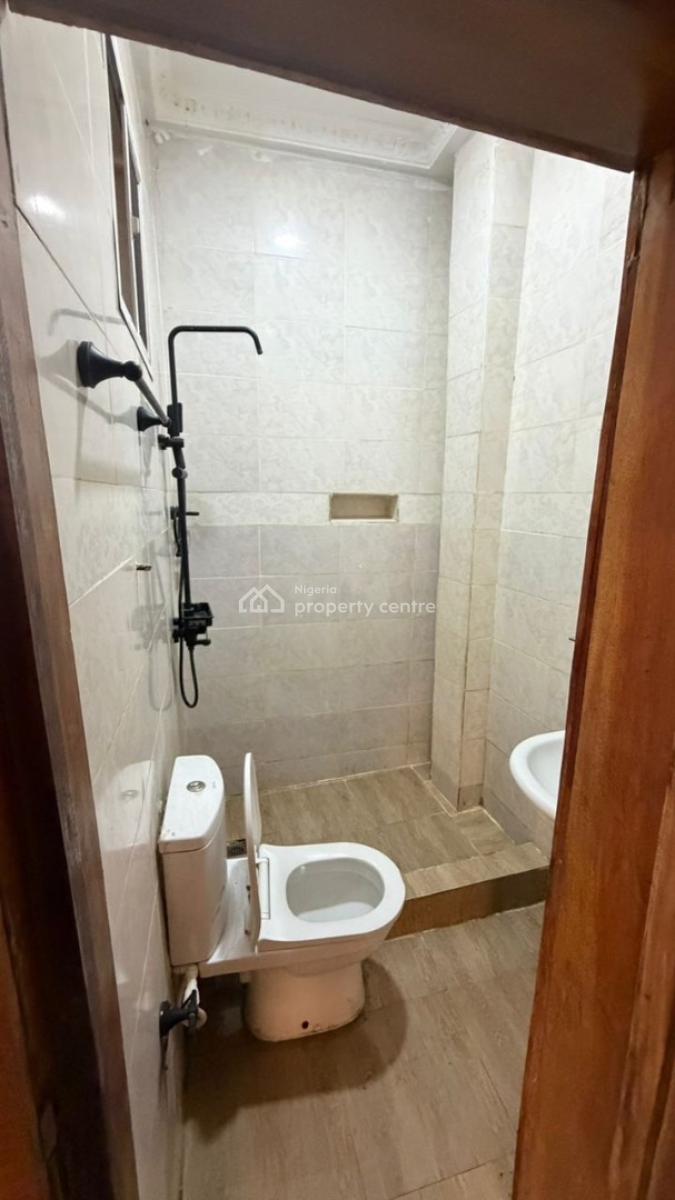 Standard 2bedroom Flat, Ologolo, Lekki, Lagos, Flat / Apartment for Rent