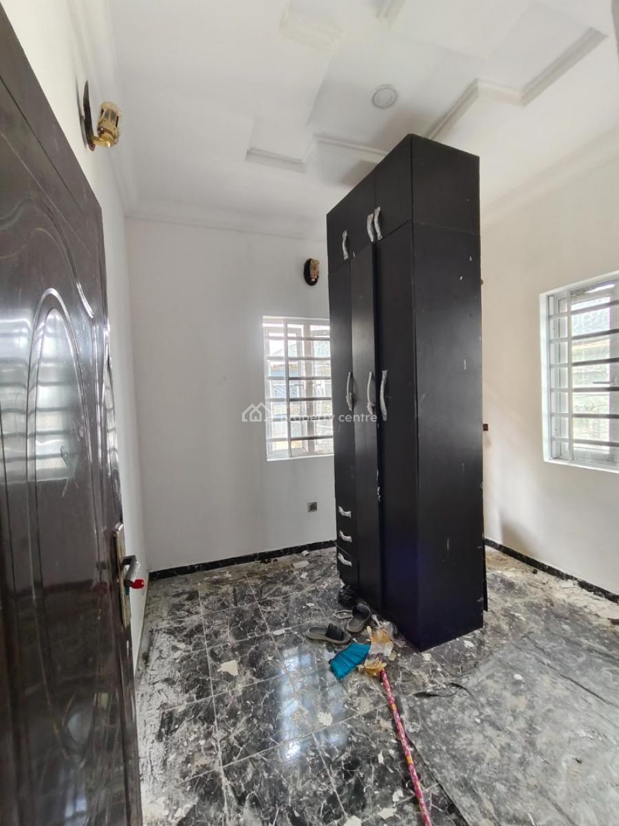 Renovated 2 Bedroom Apartment, After Lbs, Ajah, Lagos, Flat / Apartment for Rent