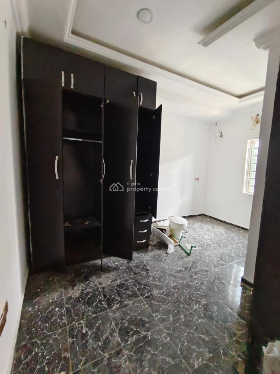 Renovated 3 Bedroom Apartment, Blenco, Ajah, Lagos, Flat / Apartment for Rent