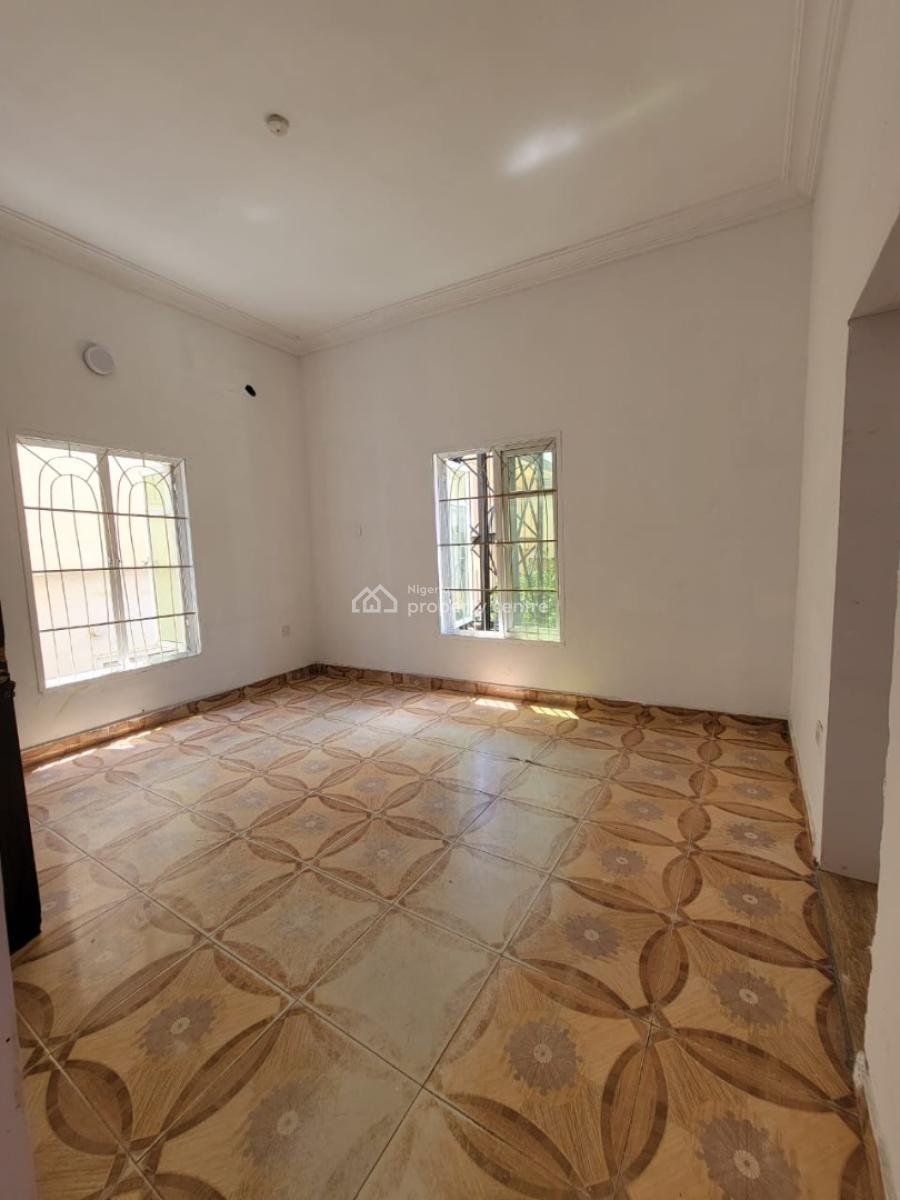 Standard Room Self-contained  Location: West End Estate Ikota., Ikota, Lekki, Lagos, Flat / Apartment for Rent