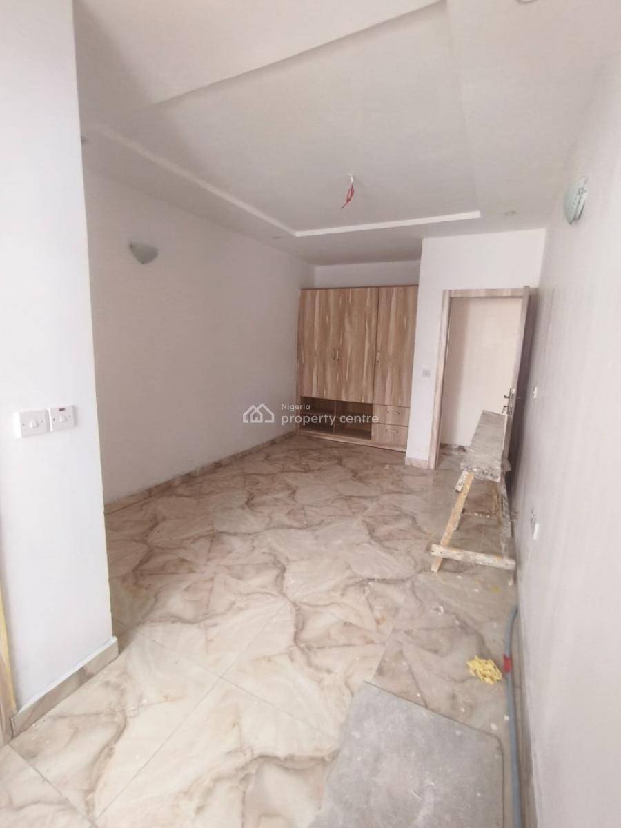 2bed Apartment, Spar Road, Ikate, Lekki, Lagos, Flat / Apartment for Rent