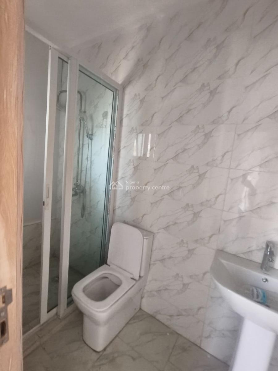 2bed Apartment, Spar Road, Ikate, Lekki, Lagos, Flat / Apartment for Rent