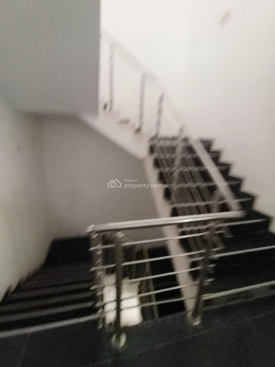 2bed Apartment, Spar Road, Ikate, Lekki, Lagos, Flat / Apartment for Rent