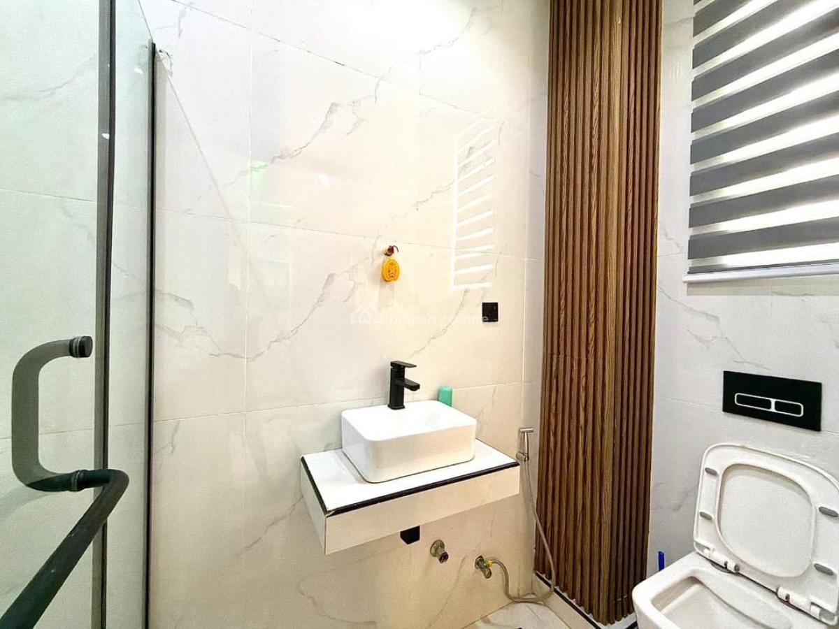 Luxury Two Bedroom Apartment, Lekki Phase 1, Lekki, Lagos, House Short Let