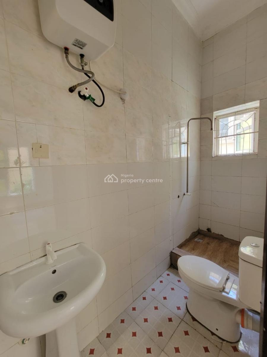 .master Room & Parlor with Private Balcony  Location: West End Estate, Ikota, Lekki, Lagos, Flat / Apartment for Rent