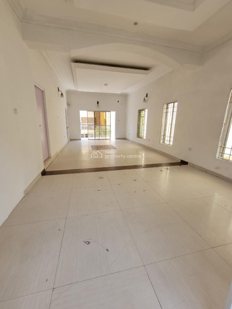 .master Room & Parlor with Private Balcony  Location: West End Estate, Ikota, Lekki, Lagos, Flat / Apartment for Rent