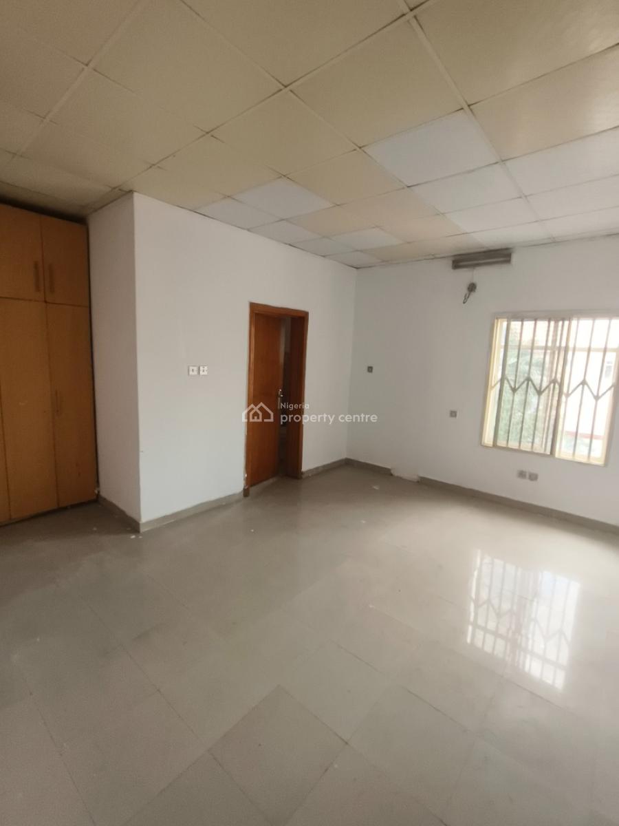 Spacious Bedrooms Semi Detached with Bq, Crown Estate, Ajah, Lagos, Semi-detached Duplex for Sale