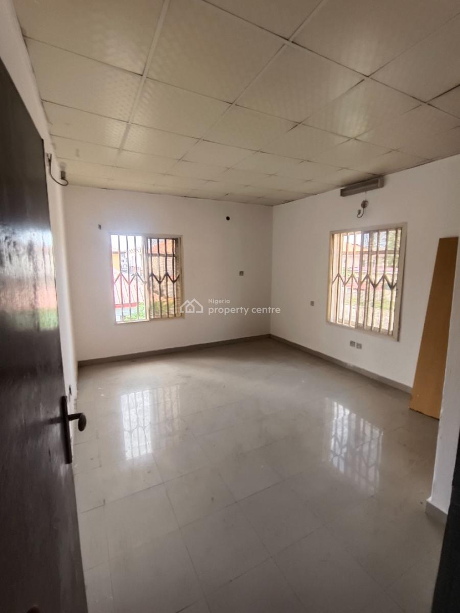 Spacious Bedrooms Semi Detached with Bq, Crown Estate, Ajah, Lagos, Semi-detached Duplex for Sale