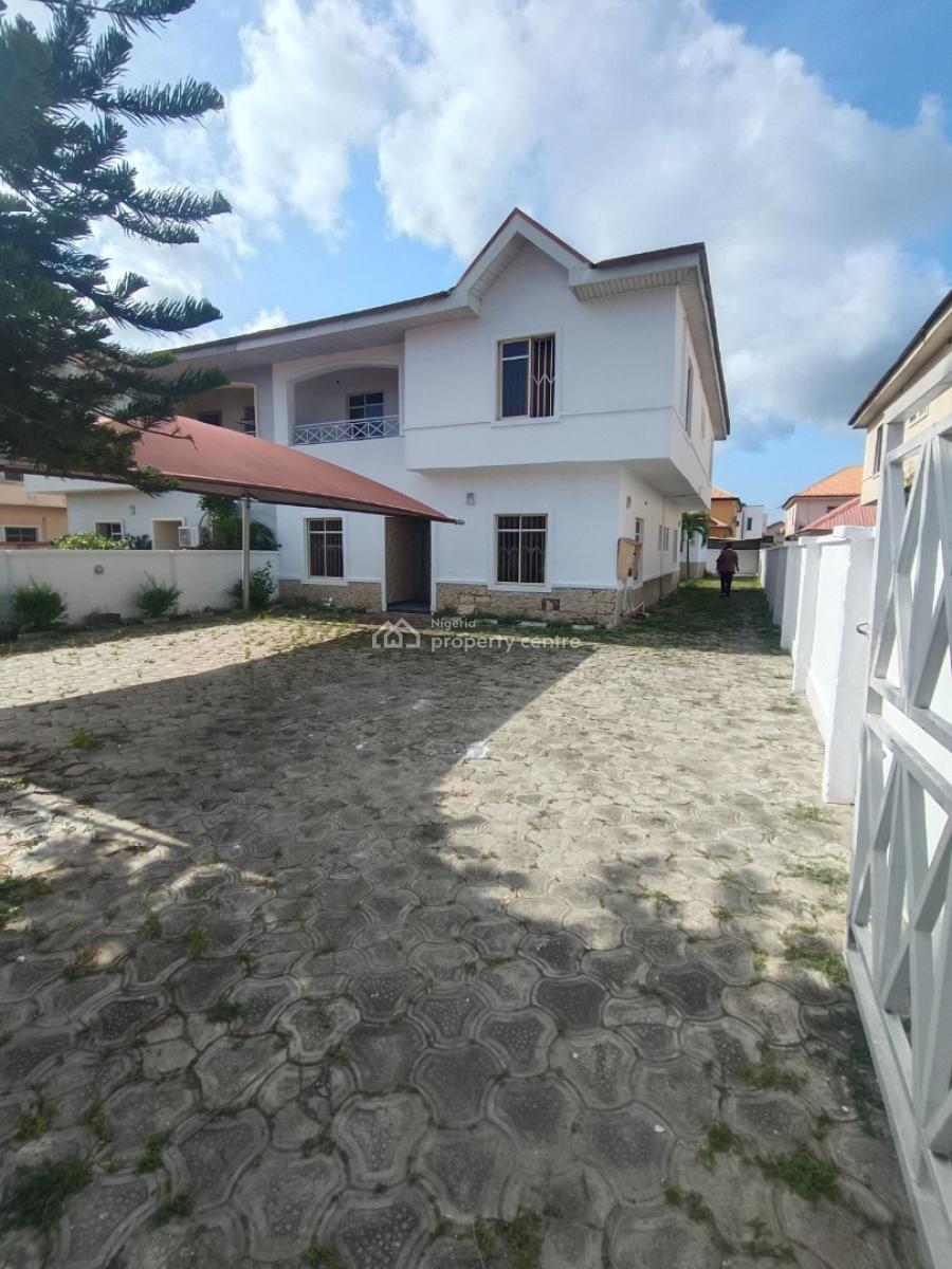 Spacious Bedrooms Semi Detached with Bq, Crown Estate, Ajah, Lagos, Semi-detached Duplex for Sale