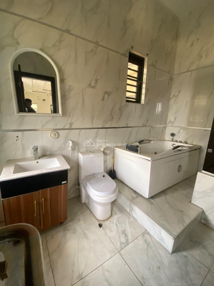 Luxury Spacious Sharp  Master Room Studio, Osapa London Estate, Comes with Big Balcony, Osapa, Lekki, Lagos, Self Contain (single Rooms) for Rent