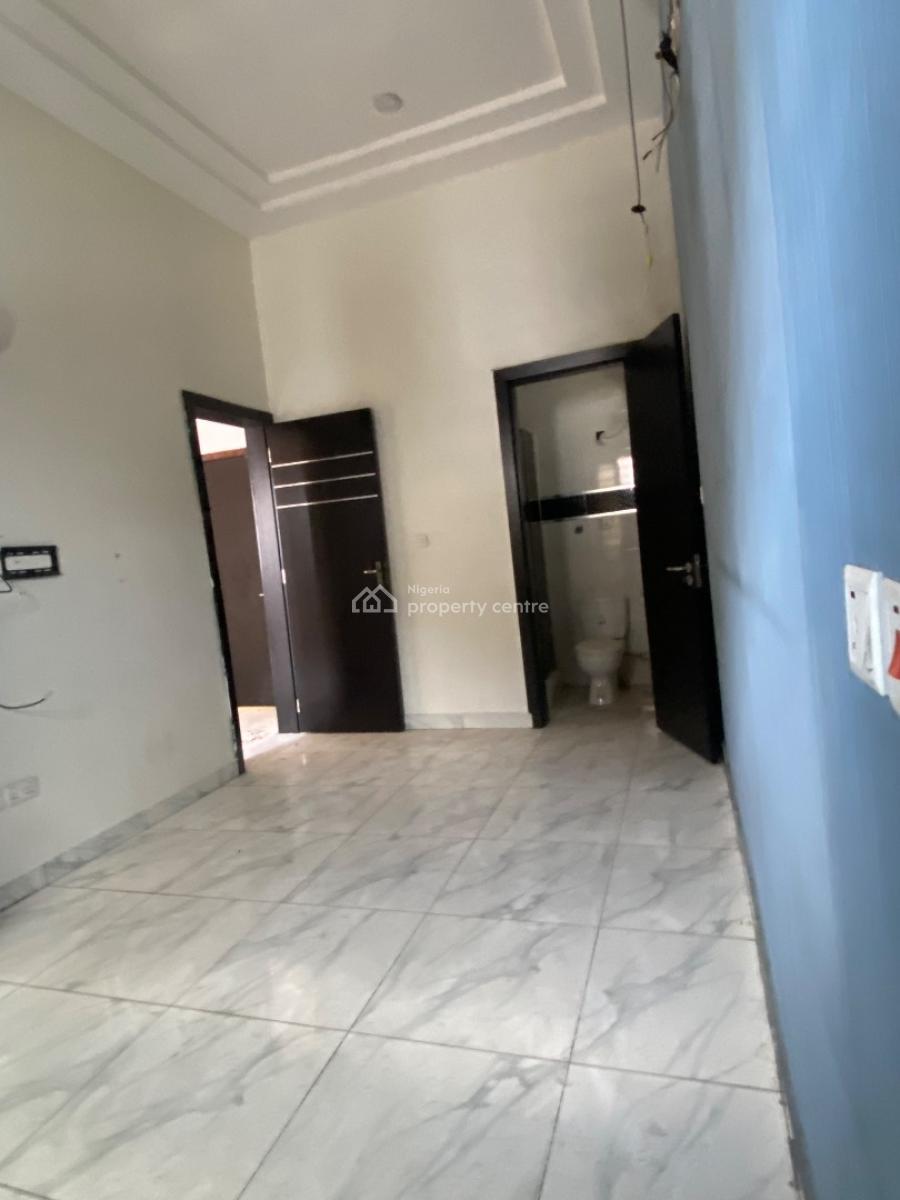 Luxury Sharp Mini Flat with Balcony (converted ), Osapa London Lekki, Comes with Balcony, Osapa, Lekki, Lagos, Mini Flat (room and Parlour) for Rent