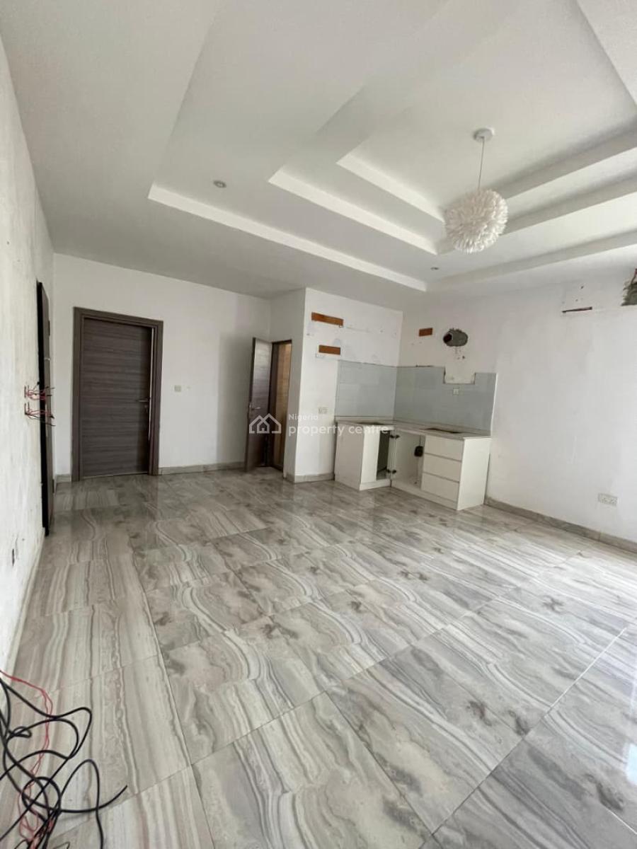 Spacious Miniflat in Serviced Estate, Prime Water  View Estate, Ajiran Mews, Agungi, Lekki, Lagos, Mini Flat (room and Parlour) for Rent