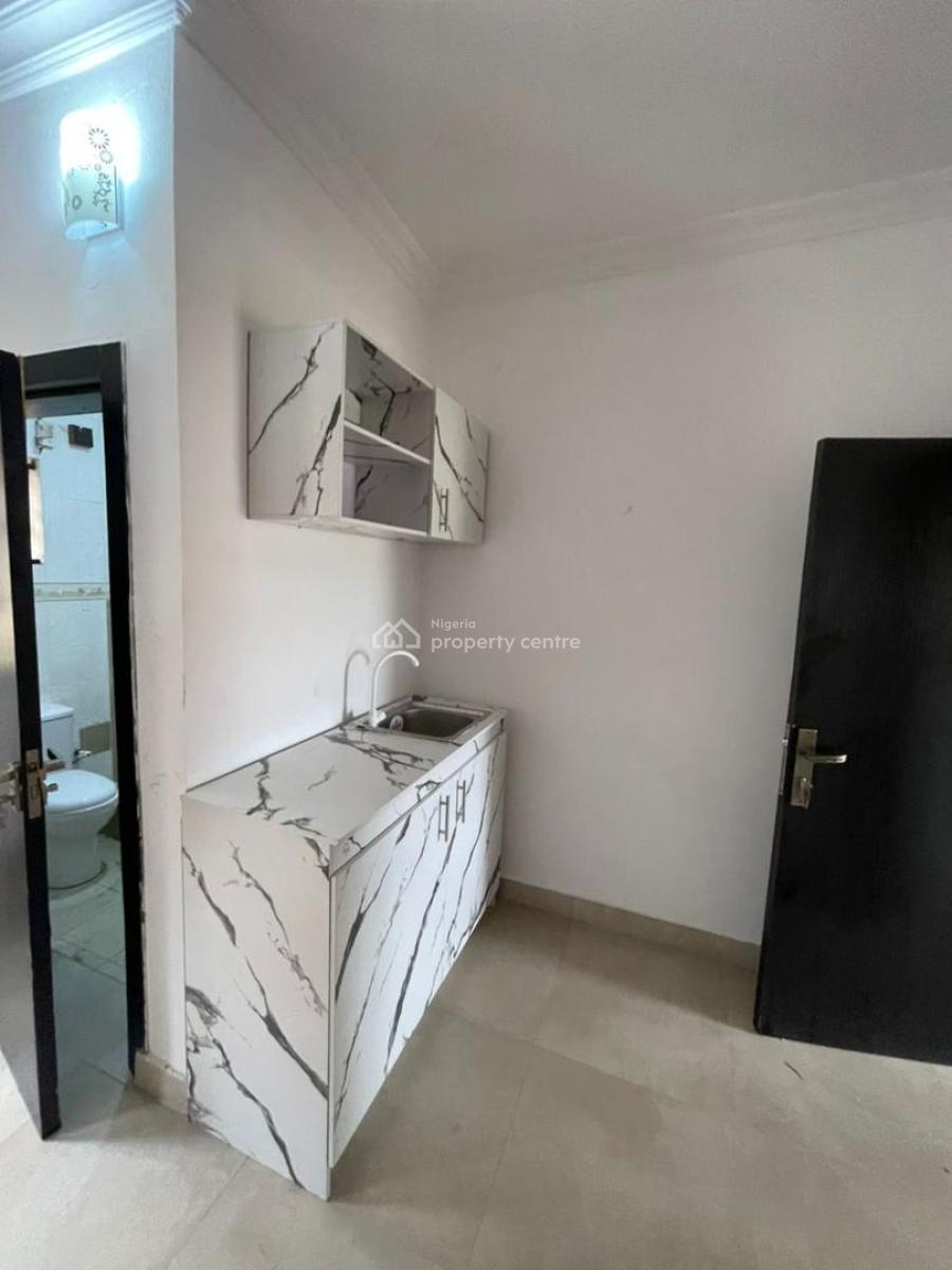 Spacious Studio Apartment in a Service Estate, Prime Water  View Estate, Ajiran Mews, Agungi, Lekki, Lagos, Self Contain (single Rooms) for Rent