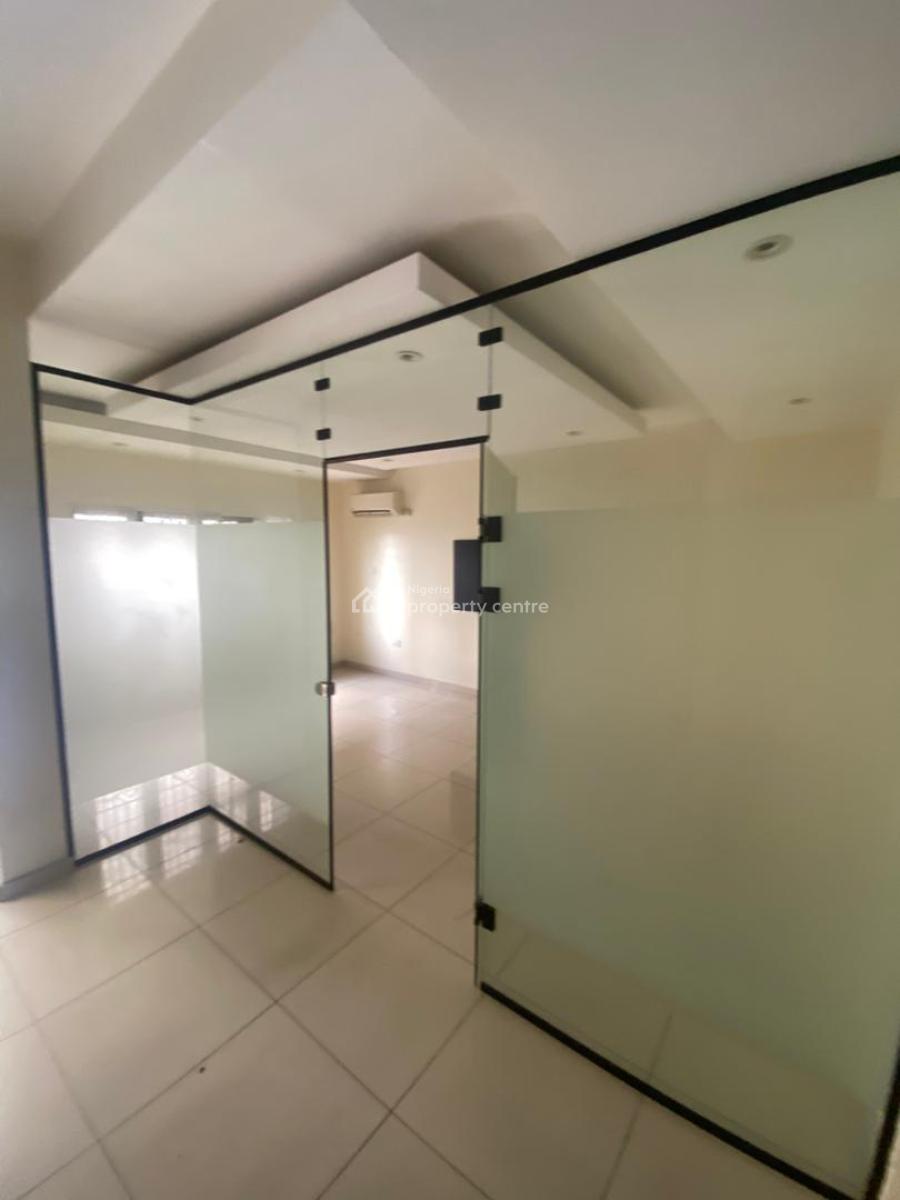 Spacious 4 Bedroom Terrace Duplex with Bq, Lekki Phase1, Lekki, Lagos, Terraced Duplex for Rent