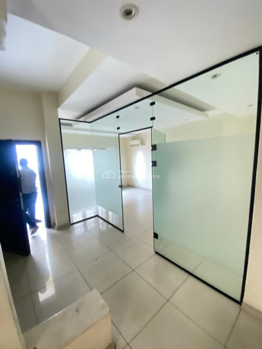 Spacious 4 Bedroom Terrace Duplex with Bq, Lekki Phase1, Lekki, Lagos, Terraced Duplex for Rent