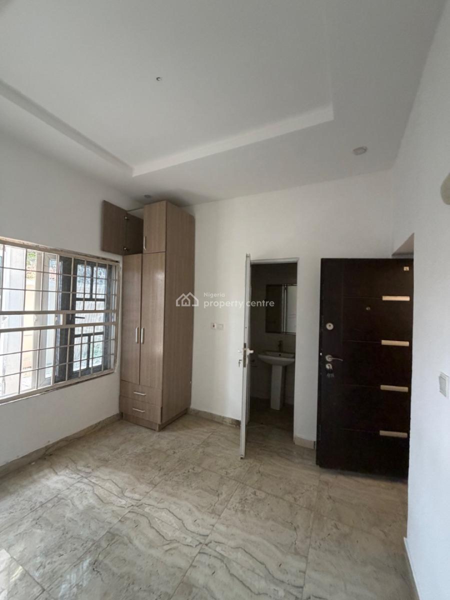 Standard and Serviced Two Bedroom Apartment with Bq, Jahi, Abuja, Flat / Apartment for Rent