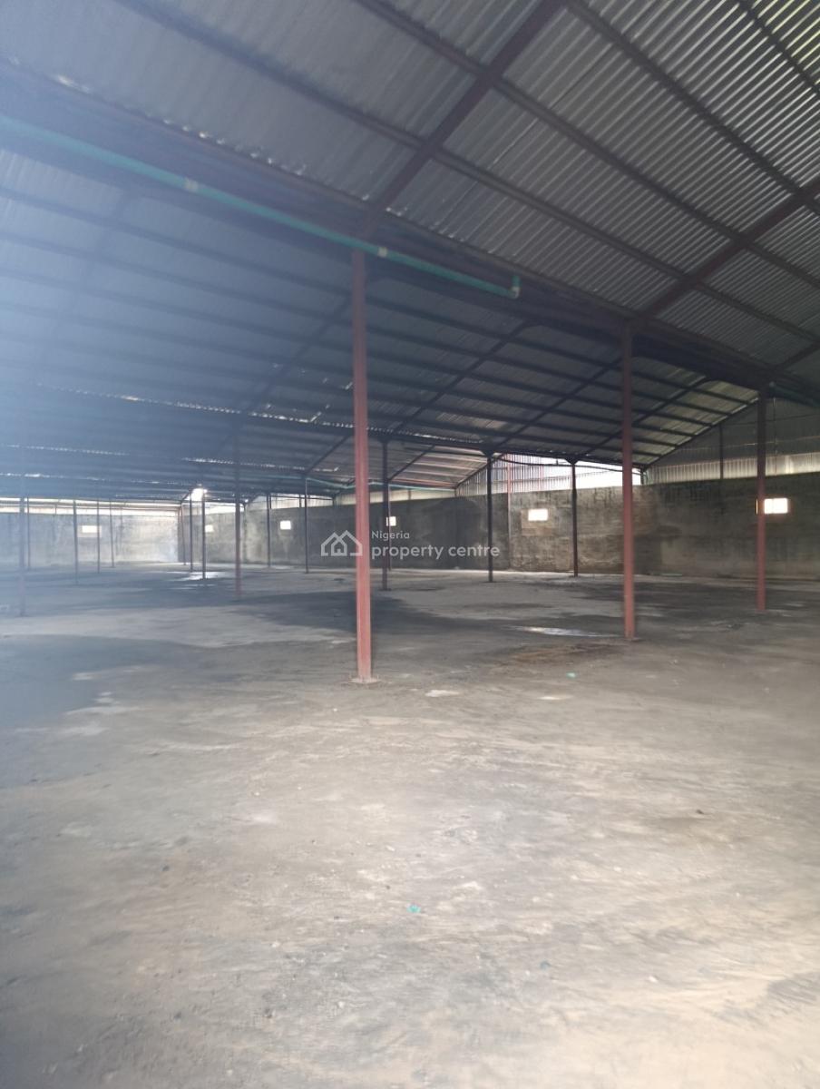 Strategic 3000 Sqm Warehouse Space, By Pan African University Bus Stop, Ibeju Lekki, Lagos, Warehouse for Rent