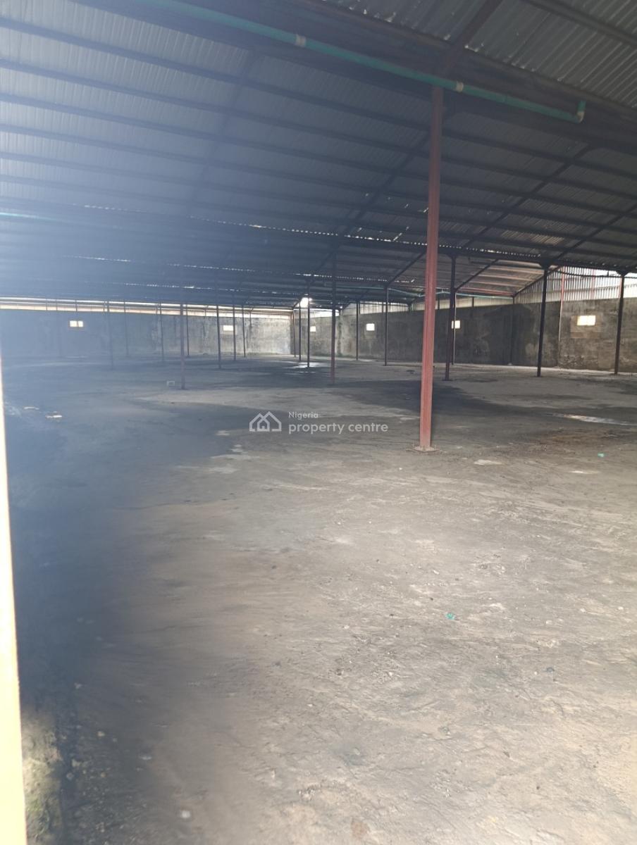 Strategic 3000 Sqm Warehouse Space, By Pan African University Bus Stop, Ibeju Lekki, Lagos, Warehouse for Rent