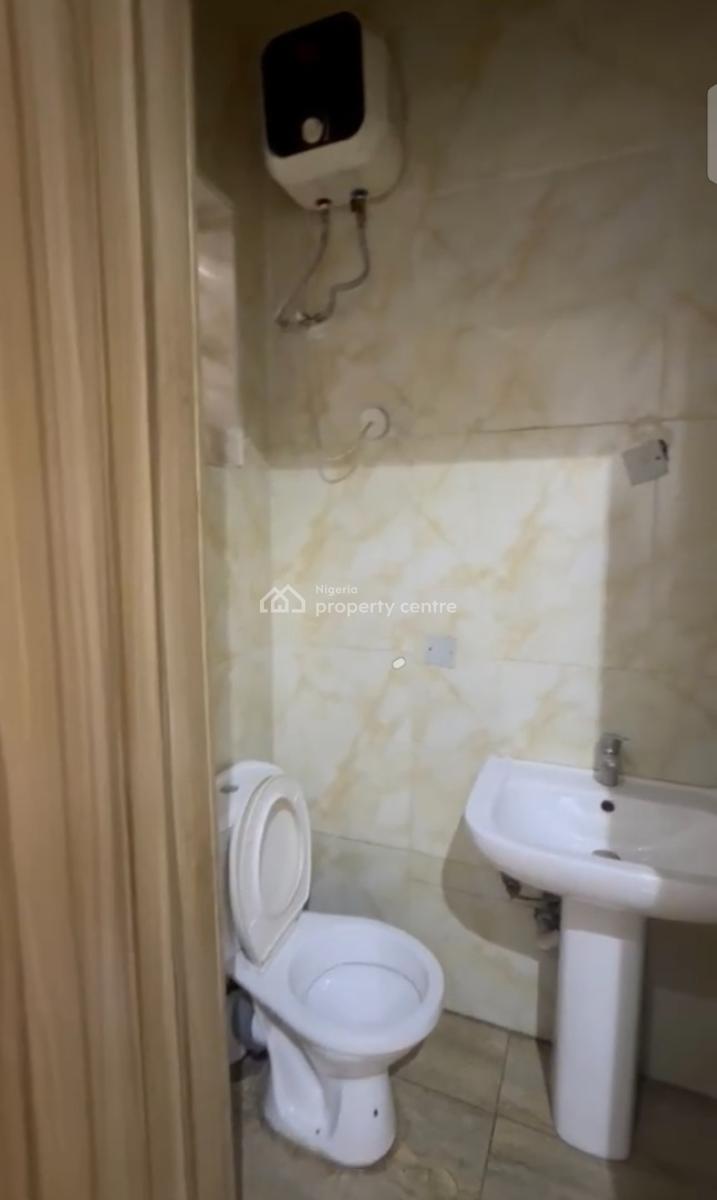 Executive Miniflat in Serene Environment, Royal Pine Estate Orchid  Road, Lekki, Lagos, Mini Flat (room and Parlour) for Rent