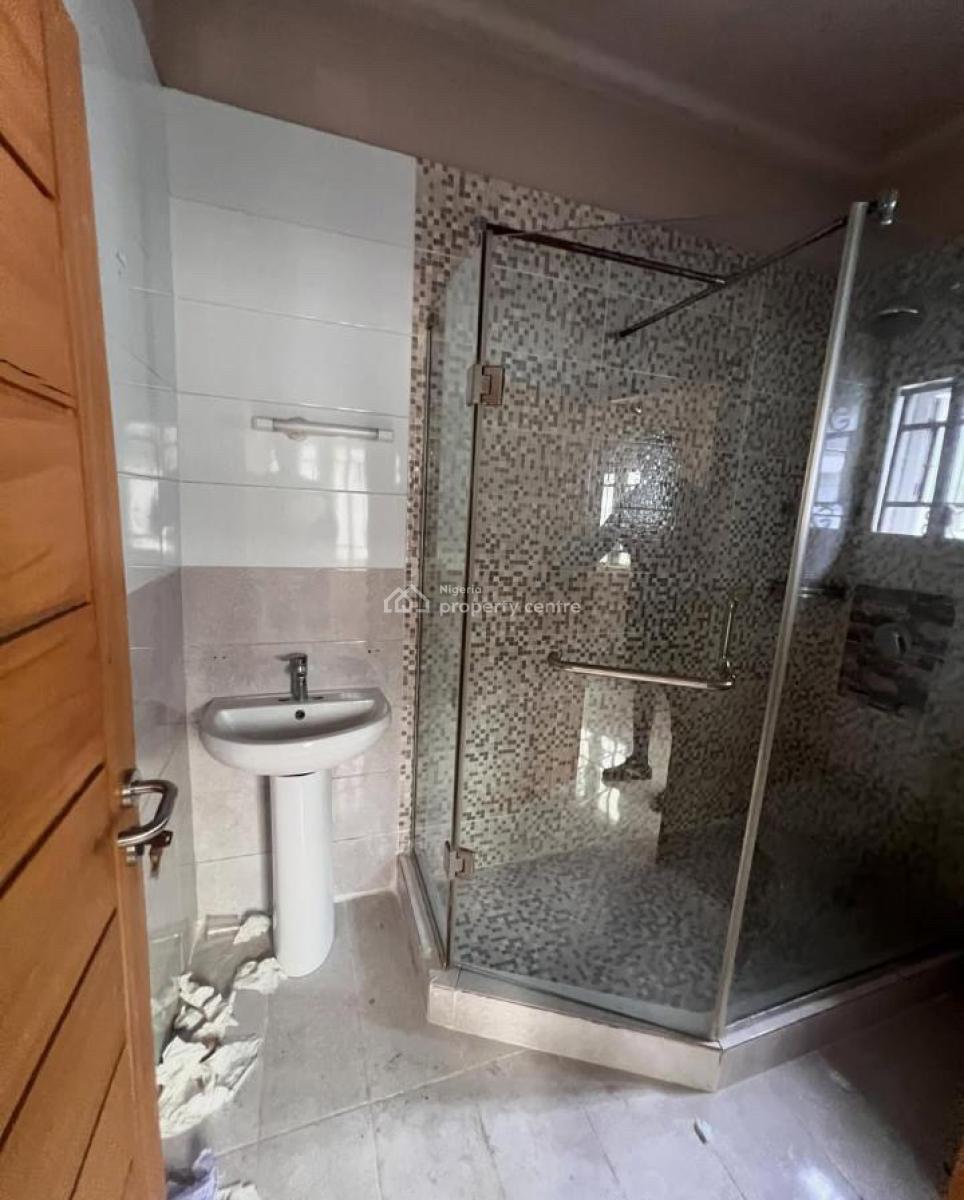 3 Bedroom Terrace Duplex, Lekki Phase 1, Lekki, Lagos, Terraced Duplex for Sale