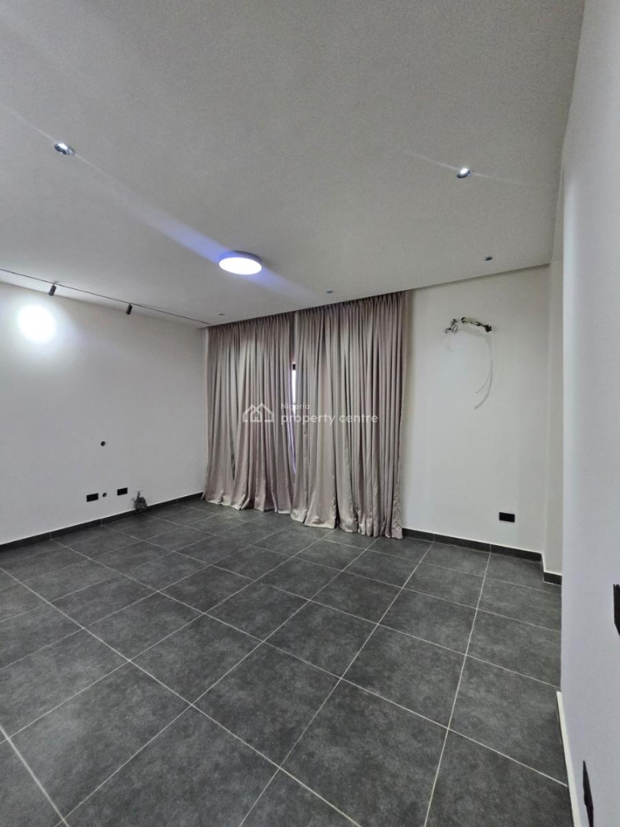 Tastefully Finished Serviced 3 Bedroom Flat, Lekki Phase 1, Lekki, Lagos, Flat / Apartment for Rent