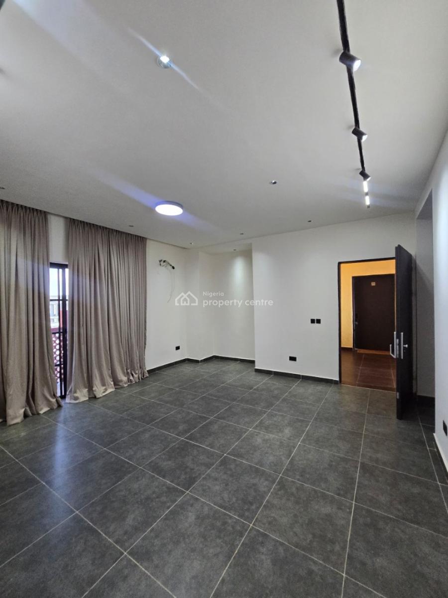 Tastefully Finished Serviced 3 Bedroom Flat, Lekki Phase 1, Lekki, Lagos, Flat / Apartment for Rent