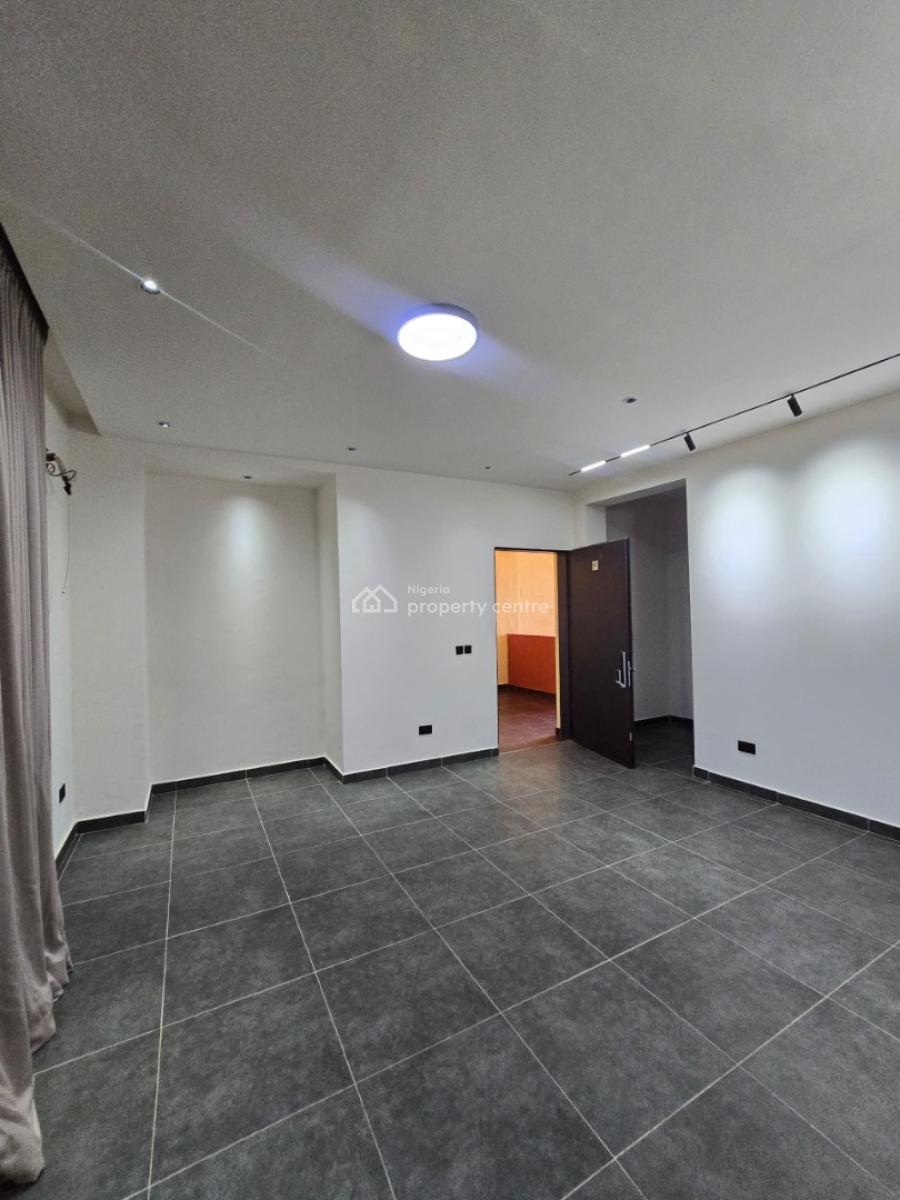 Tastefully Finished Serviced 3 Bedroom Flat, Lekki Phase 1, Lekki, Lagos, Flat / Apartment for Rent