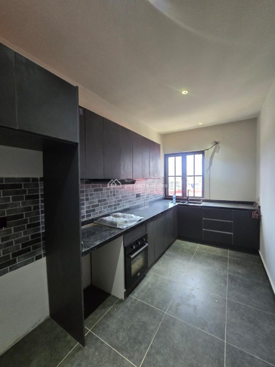 Tastefully Finished Serviced 3 Bedroom Flat, Lekki Phase 1, Lekki, Lagos, Flat / Apartment for Rent