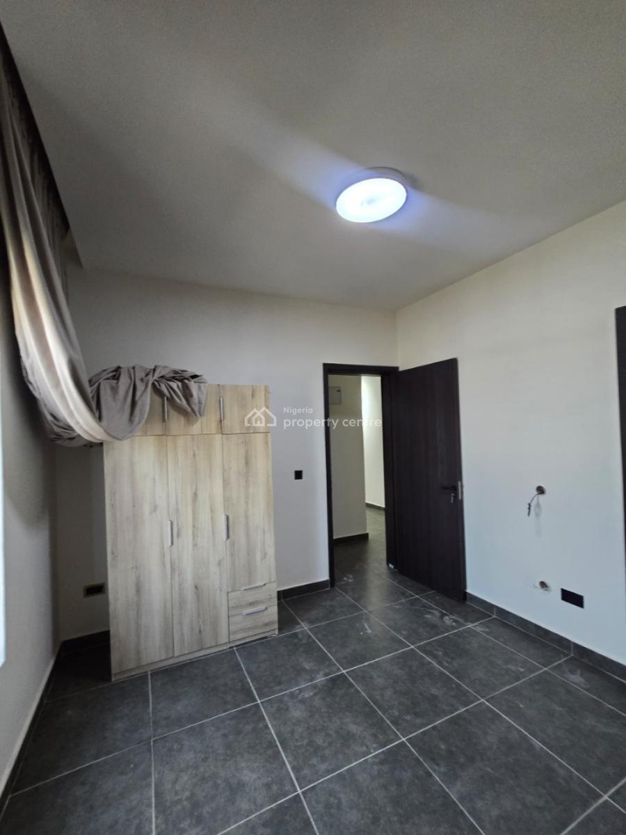 Tastefully Finished Serviced 3 Bedroom Flat, Lekki Phase 1, Lekki, Lagos, Flat / Apartment for Rent