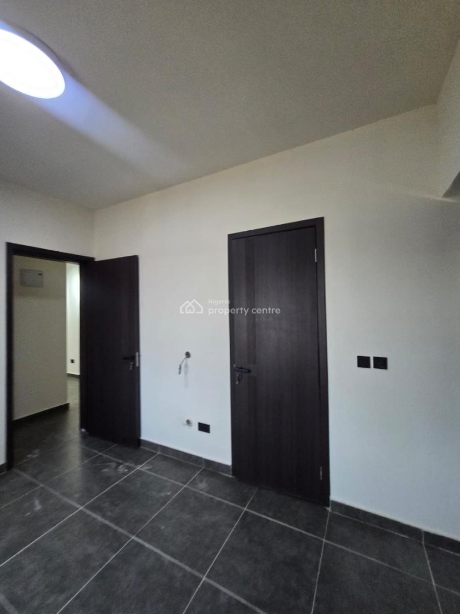 Tastefully Finished Serviced 3 Bedroom Flat, Lekki Phase 1, Lekki, Lagos, Flat / Apartment for Rent
