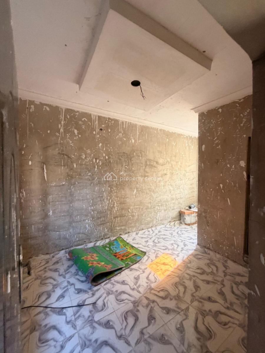 Newly Built Spacious Miniflat  with Good Finishing Wit Kitchen Cabinet, Palmgrove, Shomolu, Lagos, Mini Flat (room and Parlour) for Rent