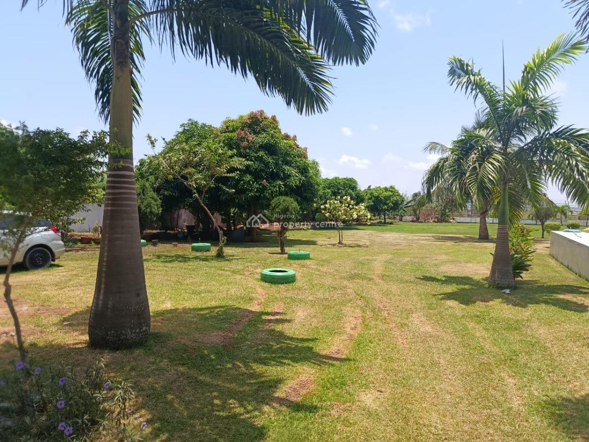 Excellent Waterfront 3-bedroom Apartment with a Room Bq., Old Ikoyi, Old Ikoyi, Ikoyi, Lagos, Flat / Apartment for Rent