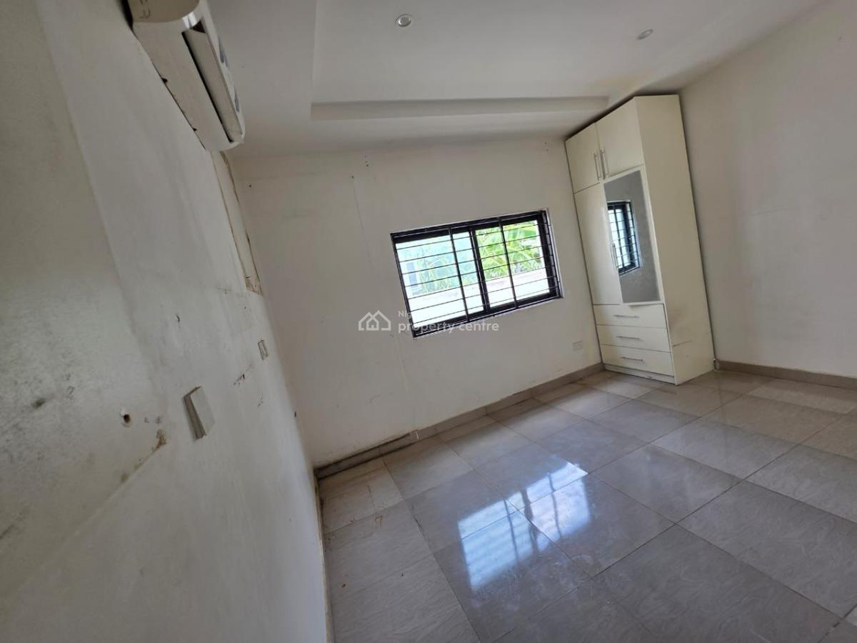 1 Bedroom Apartment, in a Highly Sought After Neighborhood, Maitama District, Abuja, Flat / Apartment for Rent