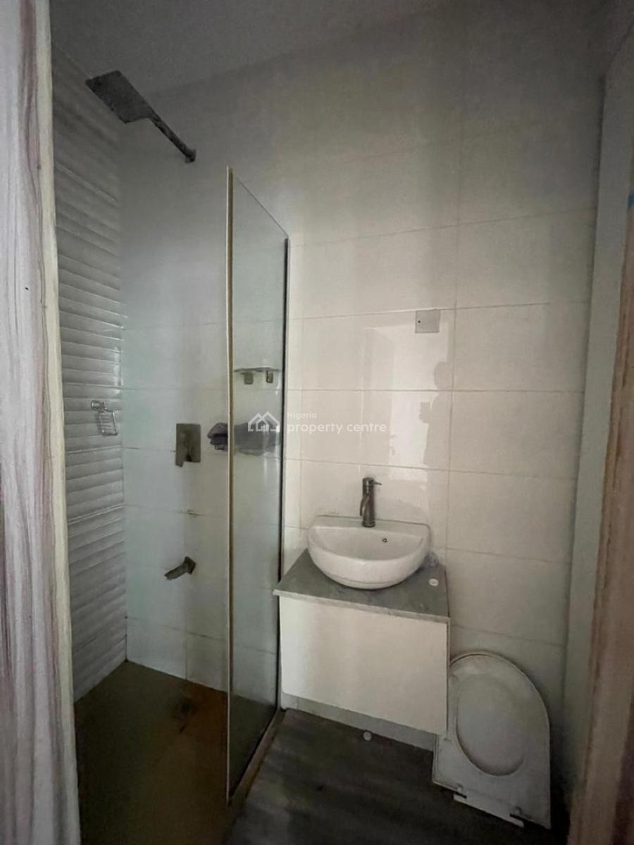 Tastefully Built 2 Bedroom Apartment (1st Floor), Agungi, Lekki, Lagos, Flat / Apartment for Rent