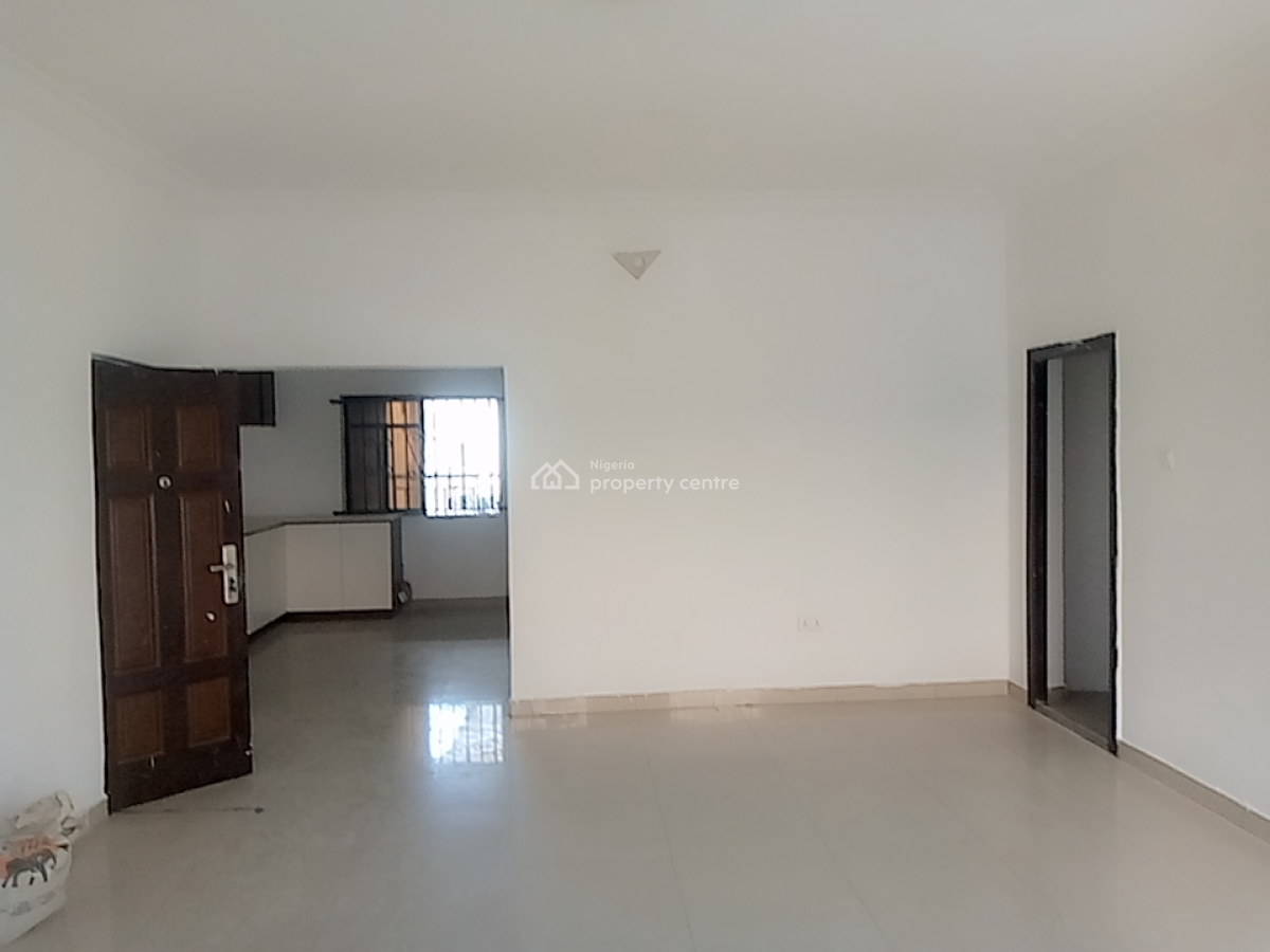 a Very Huge and Very Neat Mini Flat, Osapa, Lekki, Lagos, Flat / Apartment for Rent