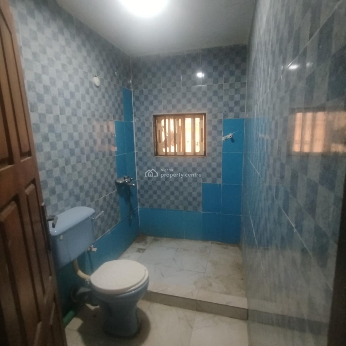 Nice 3bedroom Flat, Olusesi Street,close to Royal Pine Estate, Lekki Expressway, Lekki, Lagos, Flat / Apartment for Rent