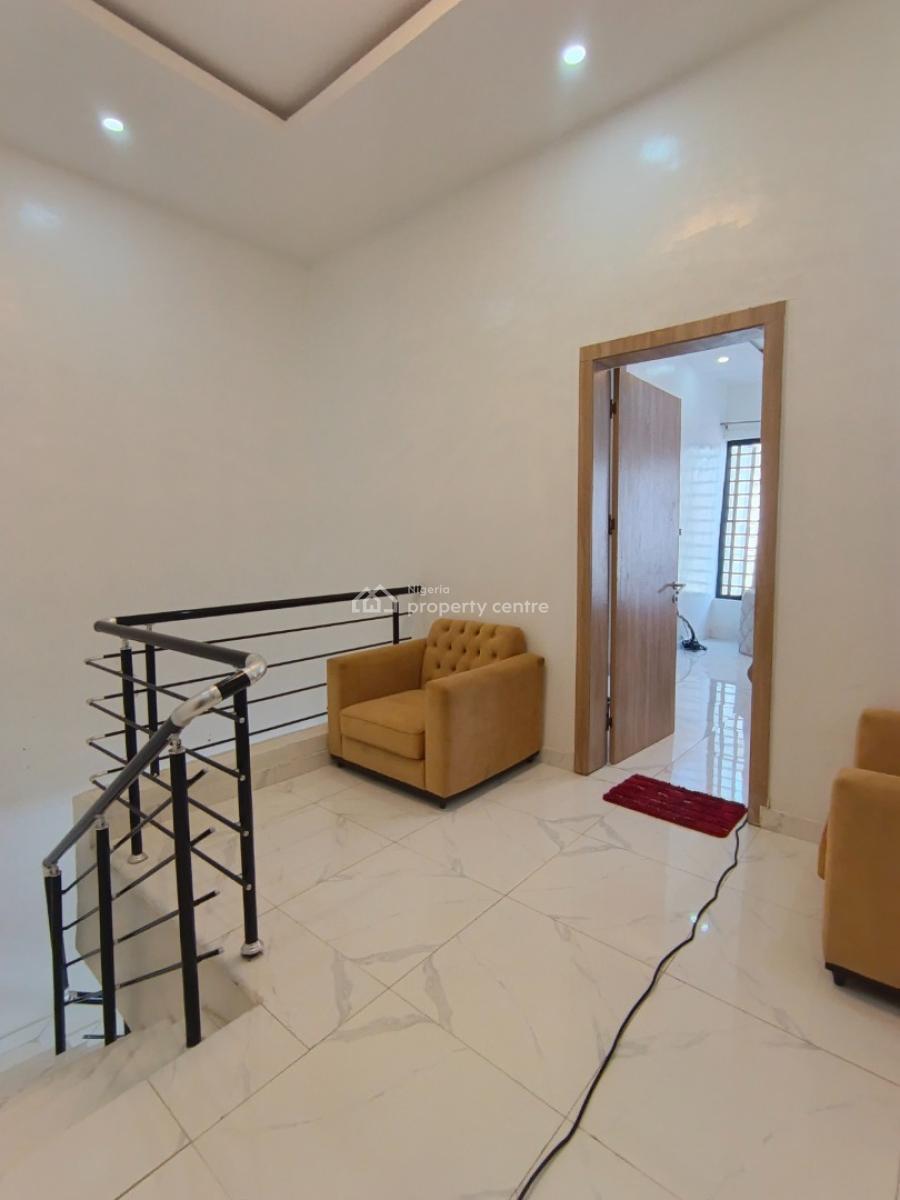 Luxury-standard 3-bedroom Terrace Duplex  Rare Opportunity Grab It, Ikota Gra Lekki Lagos, Ikota, Lekki, Lagos, Terraced Duplex for Sale