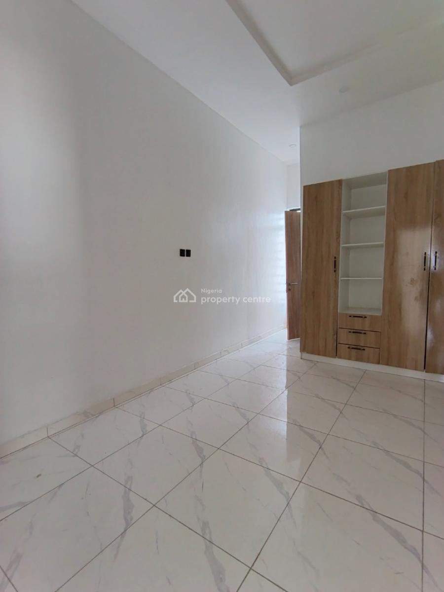 Elegant 4-bedroom Terrace Duplex with Bq, Conner Piece, Ikota Gra Lekki Lagos, Ikota, Lekki, Lagos, Terraced Duplex for Sale