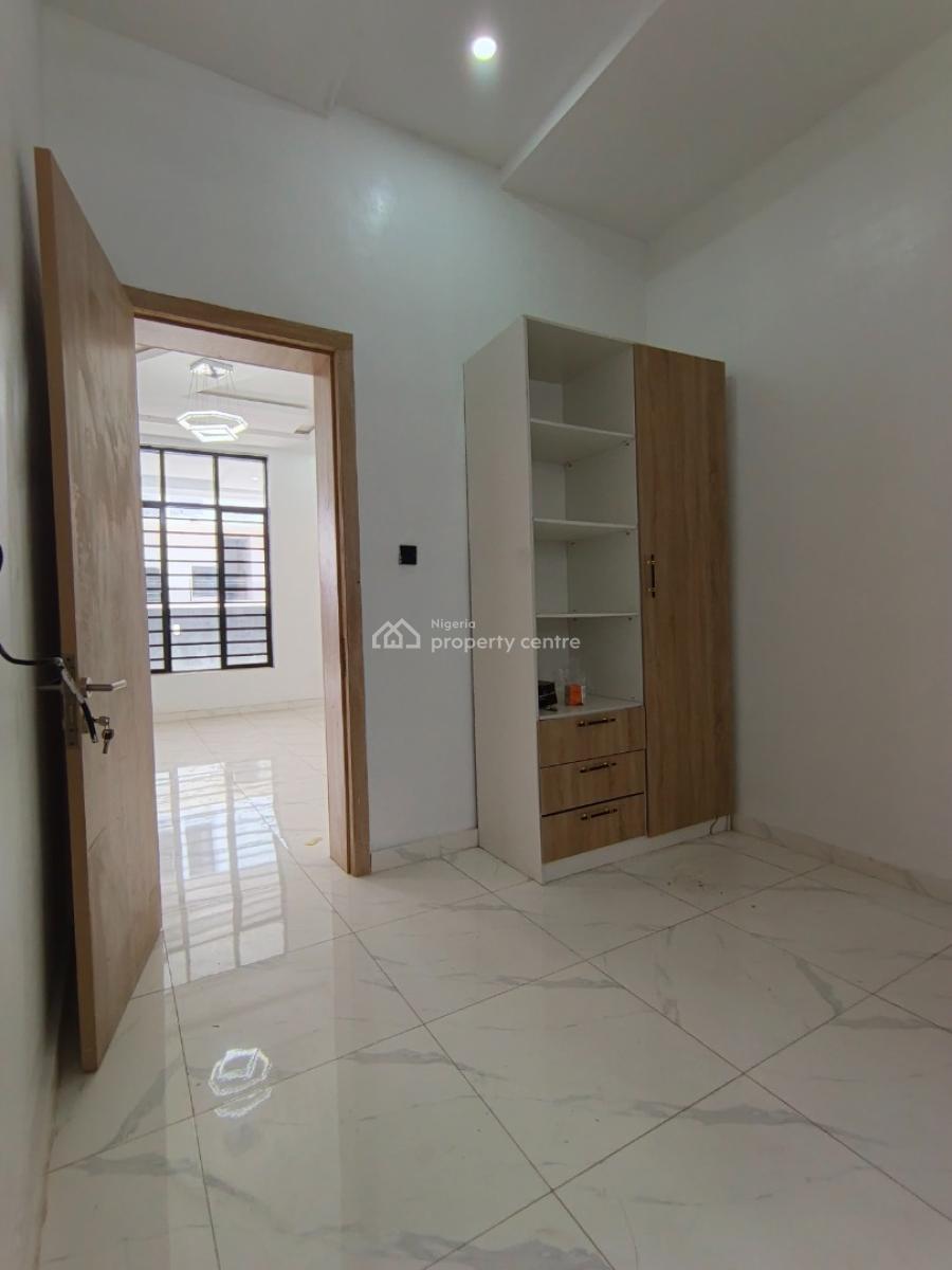 Elegant 4-bedroom Terrace Duplex with Bq, Conner Piece, Ikota Gra Lekki Lagos, Ikota, Lekki, Lagos, Terraced Duplex for Sale