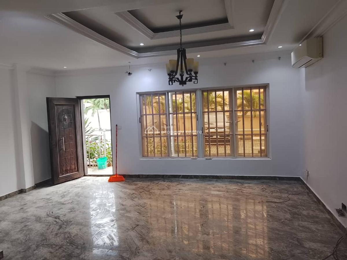 Newly Renovated 3bedroom Apartment with One Room Bq, Ikoyi Lagos, Old Ikoyi, Ikoyi, Lagos, Flat / Apartment for Rent