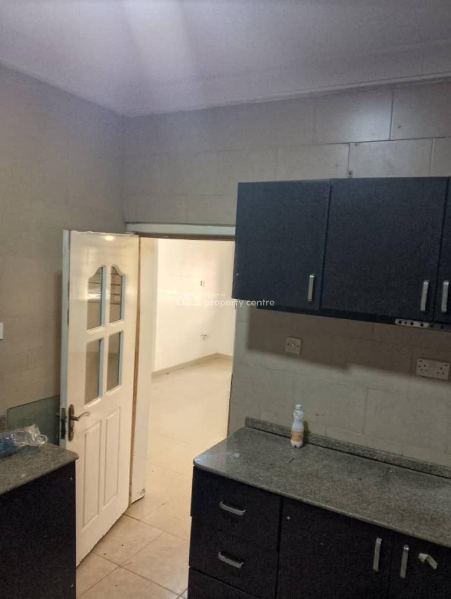 Well Maintained 3 Bedroom Terrace Duplex +bq,inside a Serene Estate, Osapa, Lekki, Lagos, Terraced Duplex for Sale