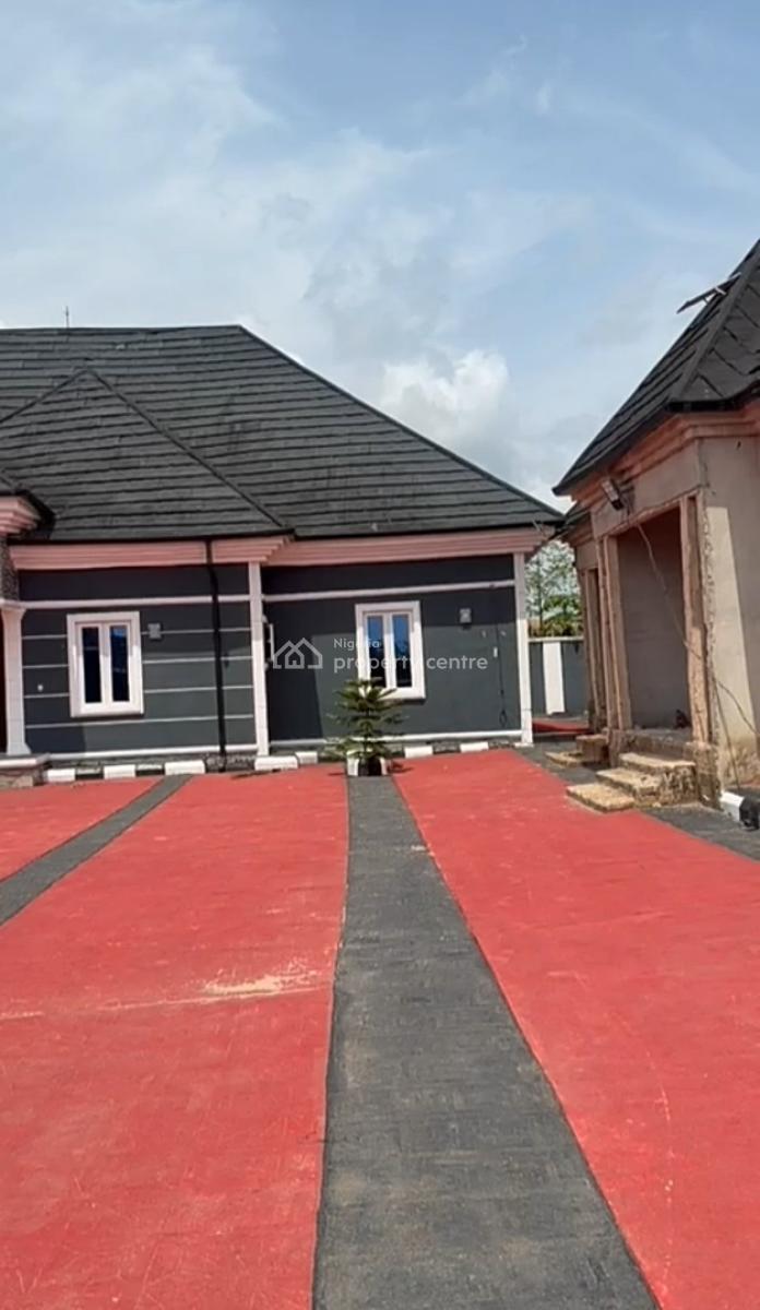 Semi Direct Brief, Ogheghe, Off Sapele Road. Benin City, Ikpoba Okha, Edo, Block of Flats for Sale