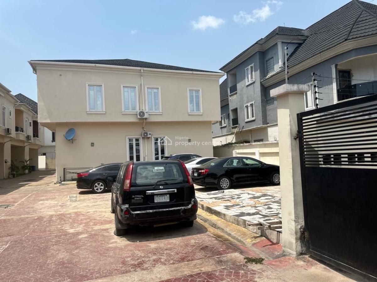 Luxury 4bedroom, Ikota, Lekki, Lagos, Terraced Duplex for Sale