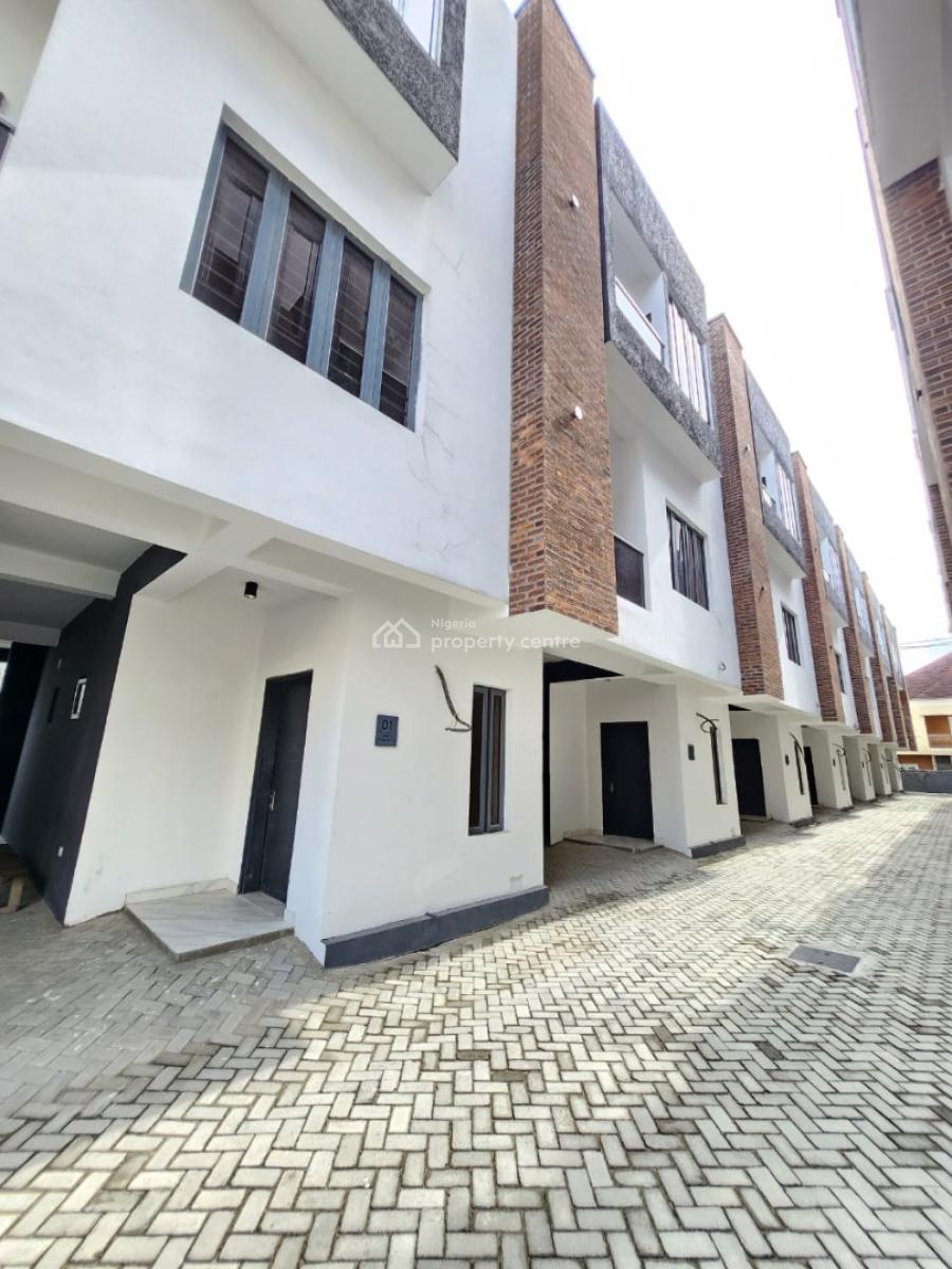 4 Bedroom Terrace Duplex with Bq, Ologolo, Lekki, Lagos, Terraced Duplex for Sale