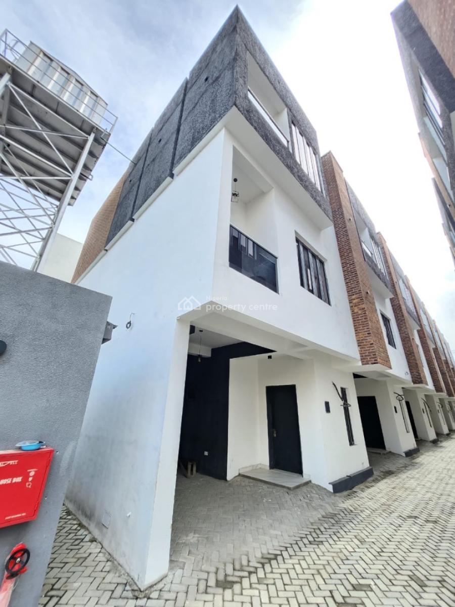 4 Bedroom Terrace Duplex with Bq, Ologolo, Lekki, Lagos, Terraced Duplex for Sale