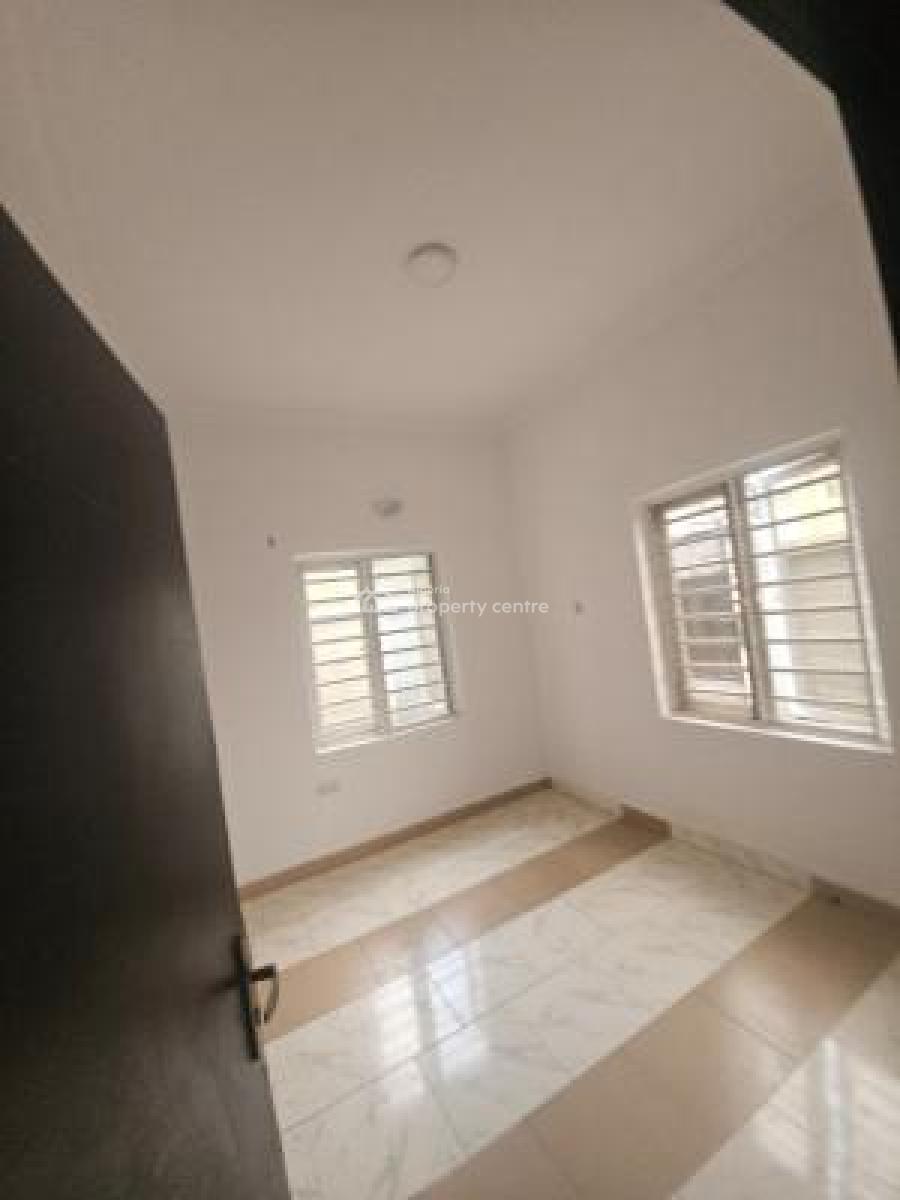 2 Bedroom Apartment, Ground Floor, Extension, Omole Phase 2, Ikeja, Lagos, Flat / Apartment for Sale